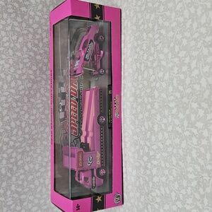 M2 Machines 1966 Dodge L600 Coe & 1971 Challenger Funny Car Chase